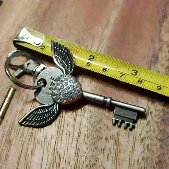 Angel  keychain - Picture 2 of 3